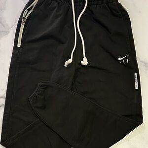 Nike Sweatpants